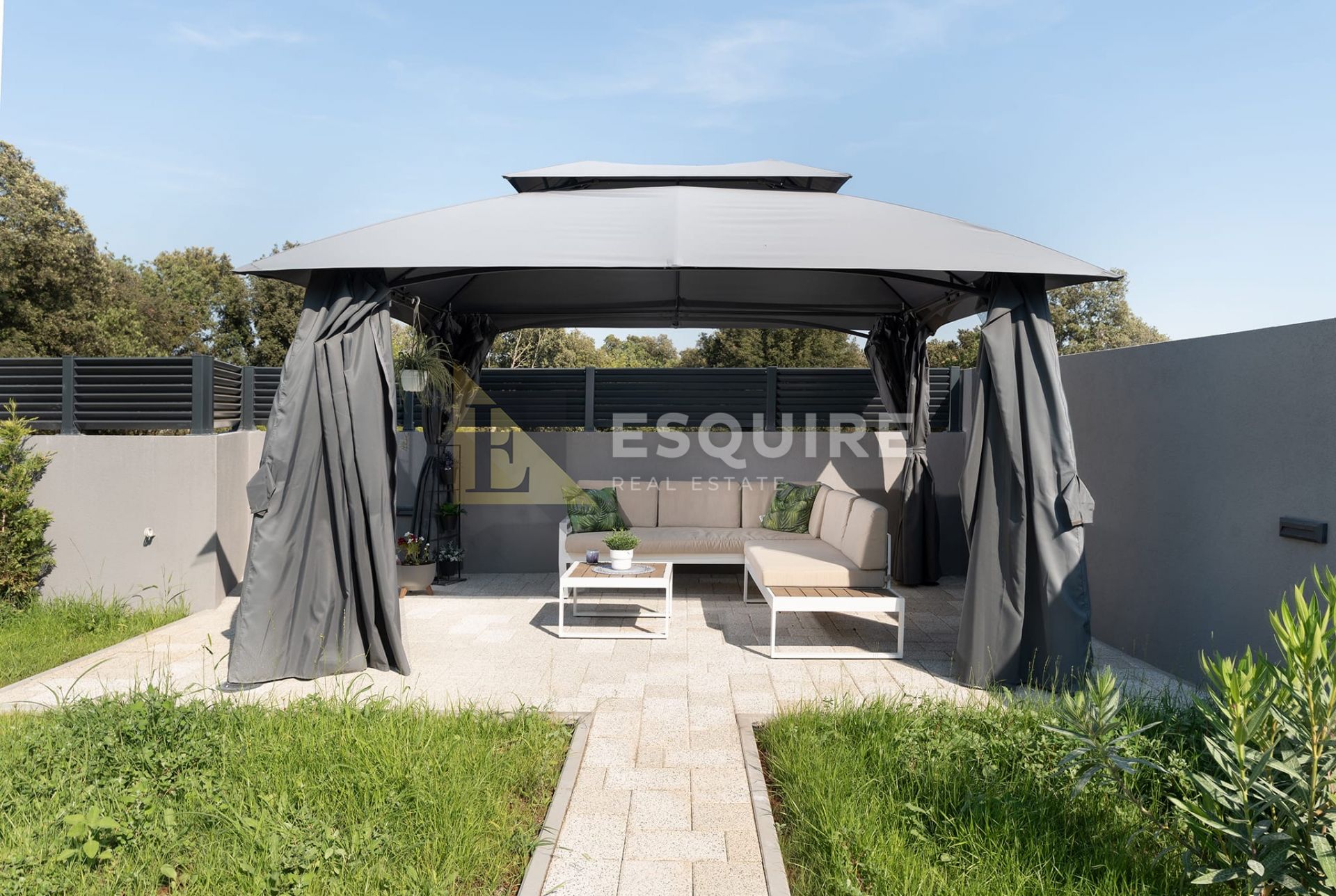 House For sale -  Zaton