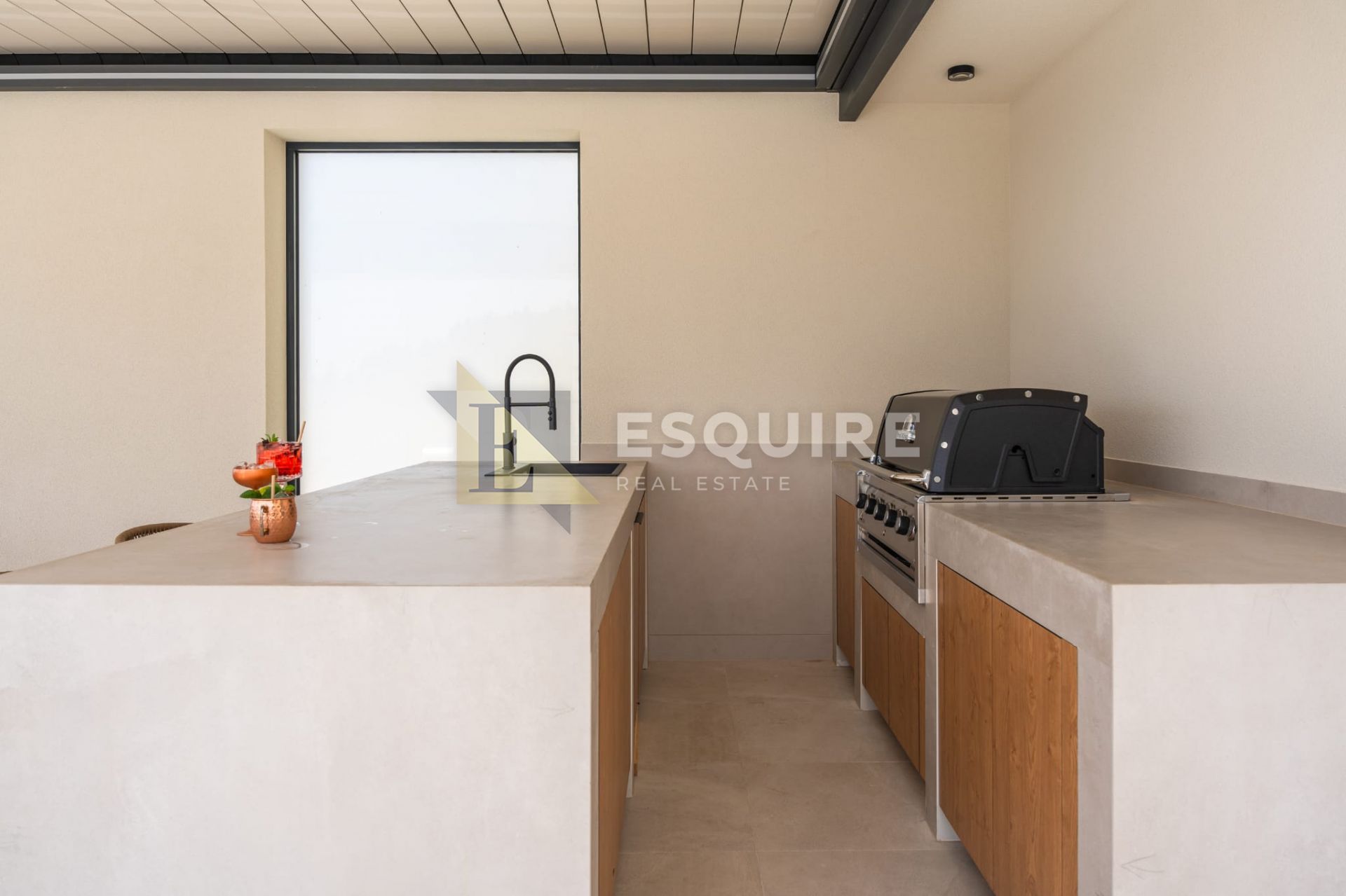 Casa In vendita -  Podstrana