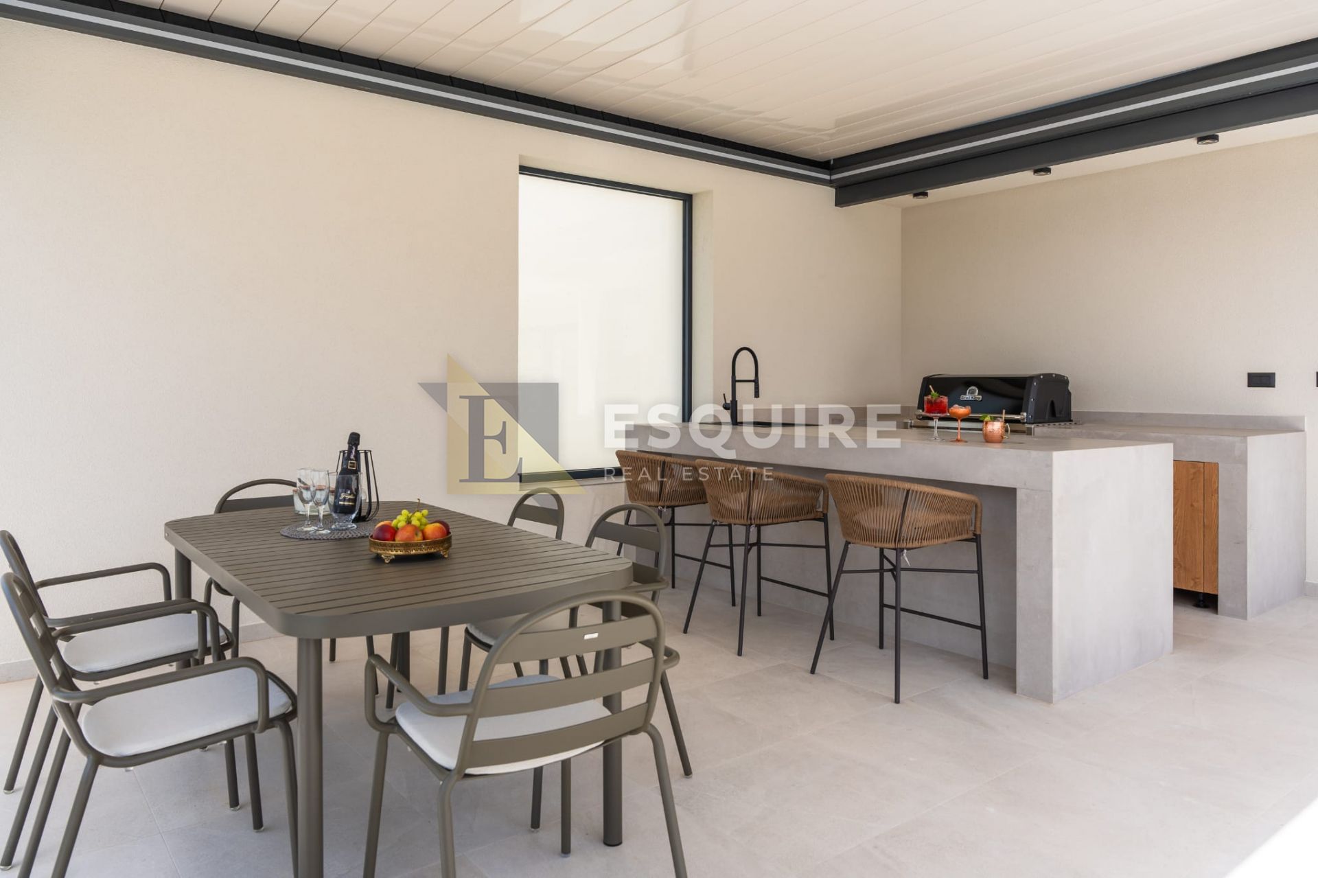 Casa In vendita -  Podstrana