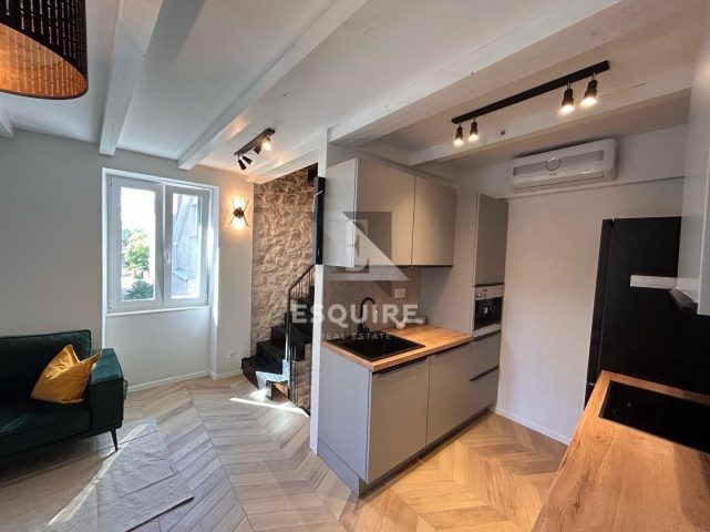 Dům na prodej 60 m² – Kaštela