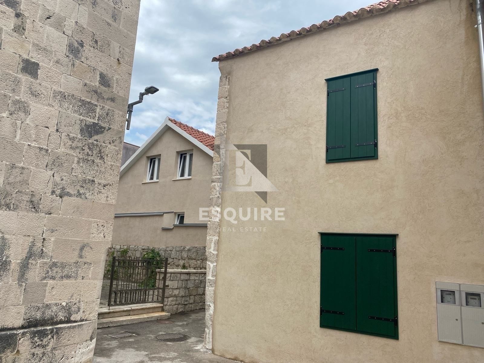 Haus Zu verkaufen - Splitsko-dalmatinska Kaštel Štafilić