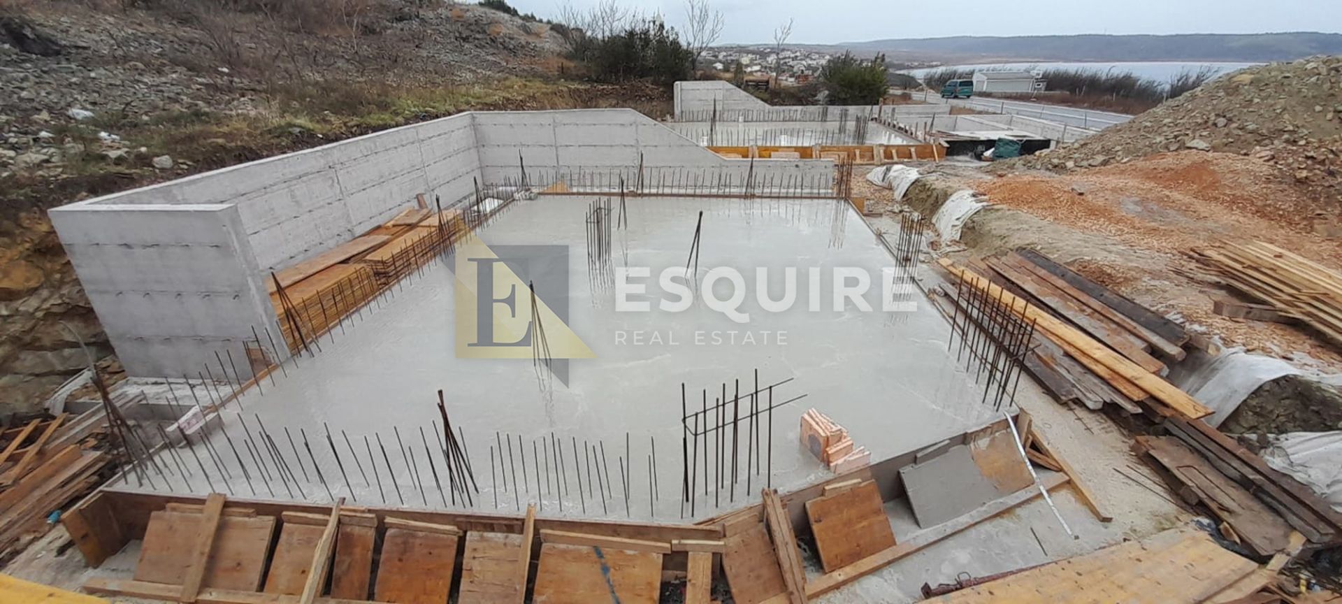 House For sale -  Rtina