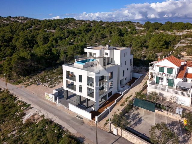 Appartement à vendre 100 m² – Murter