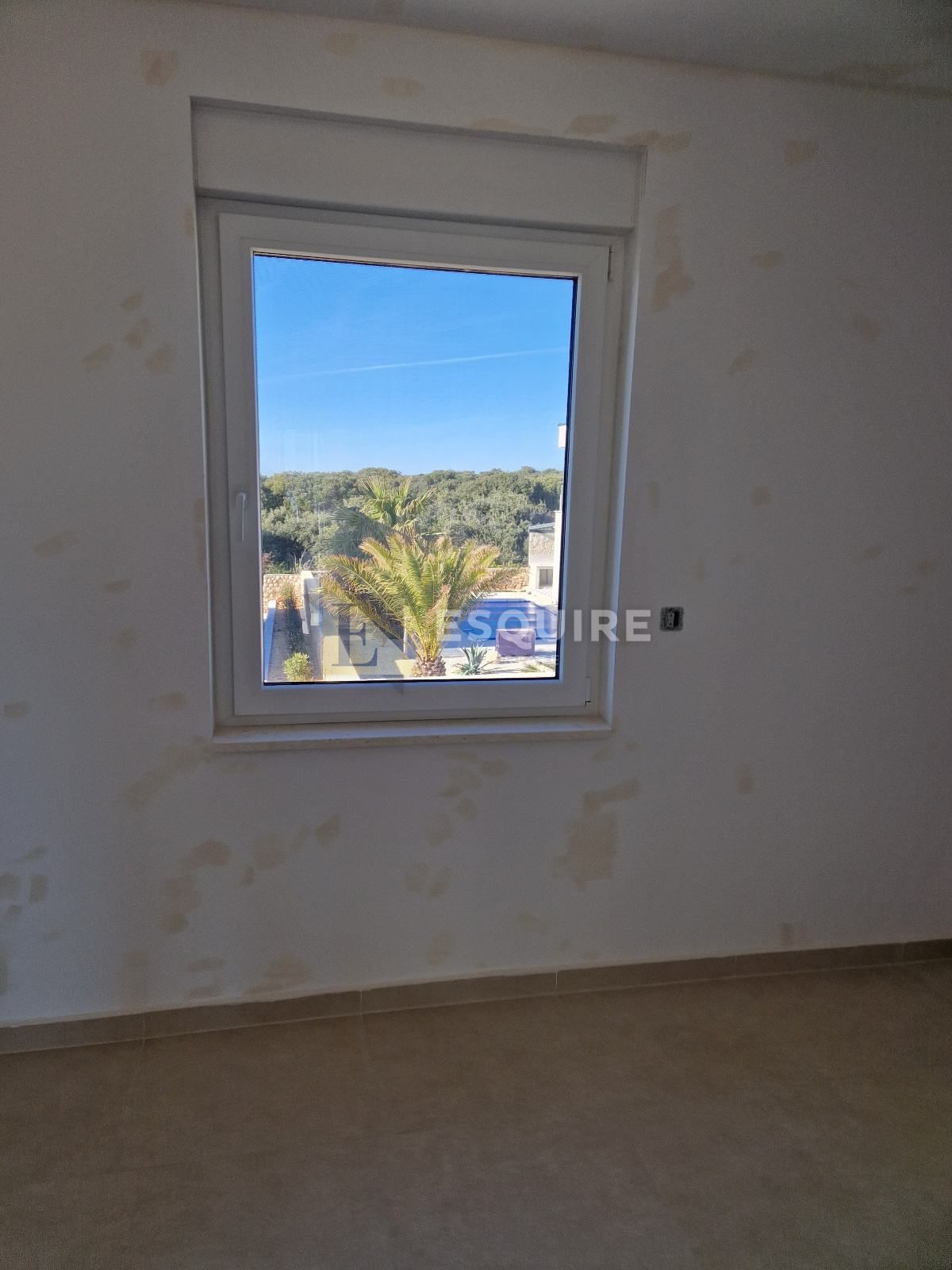 Flat For sale -  Mandre