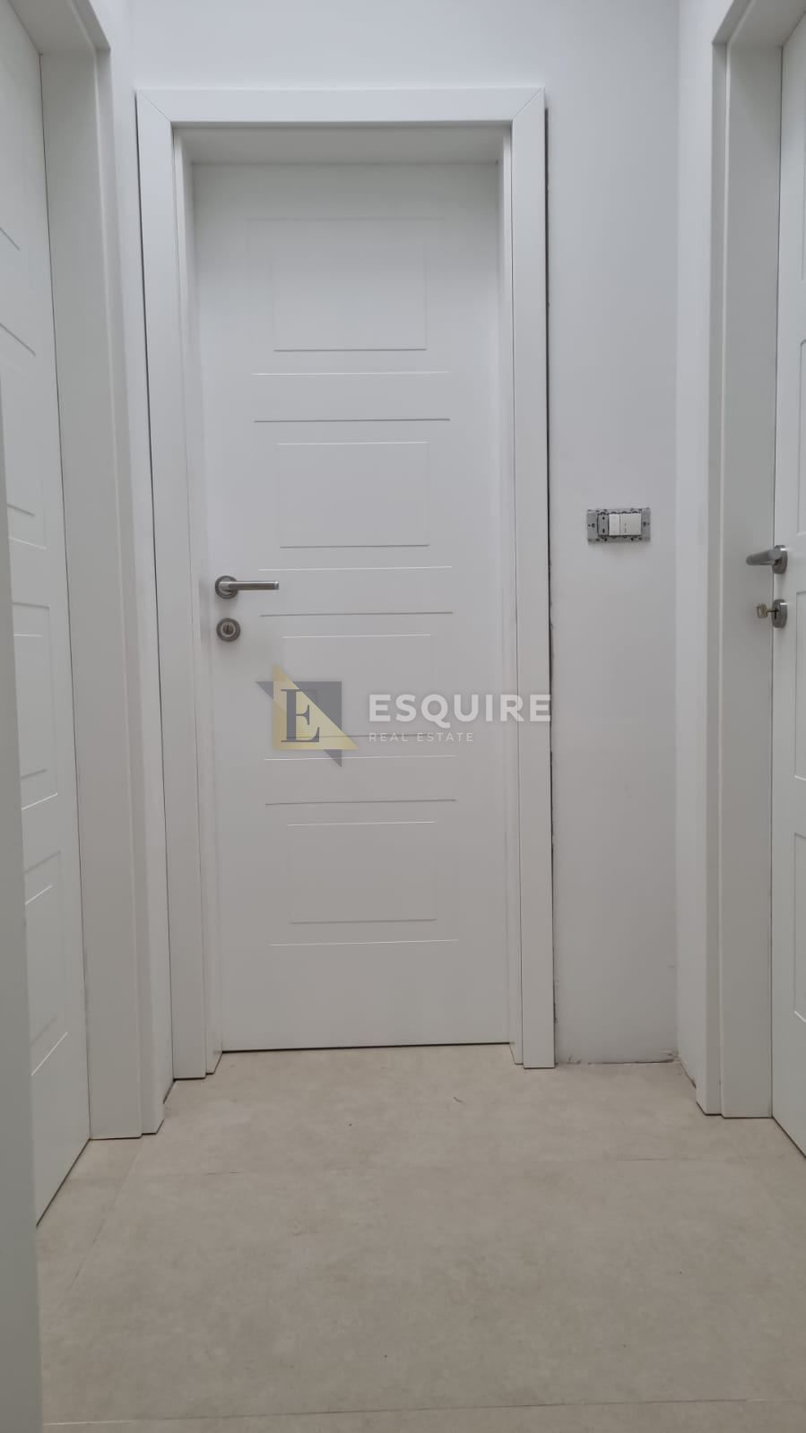 Flat For sale -  Mandre