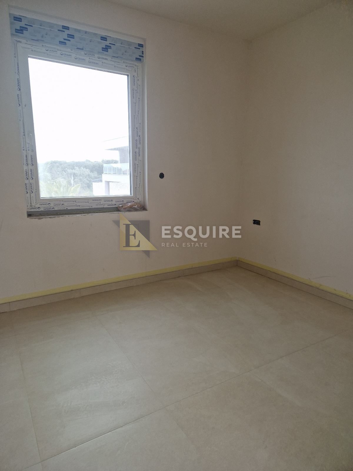 Flat For sale -  Mandre