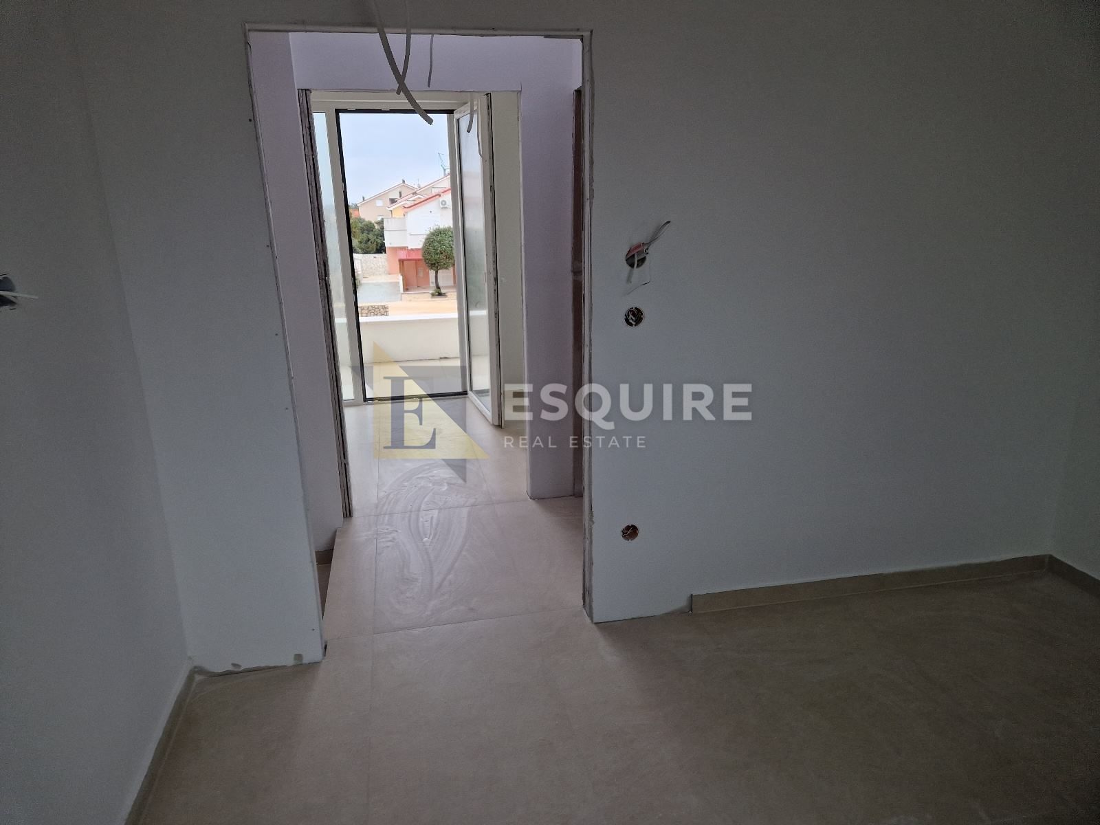 Flat For sale -  Mandre