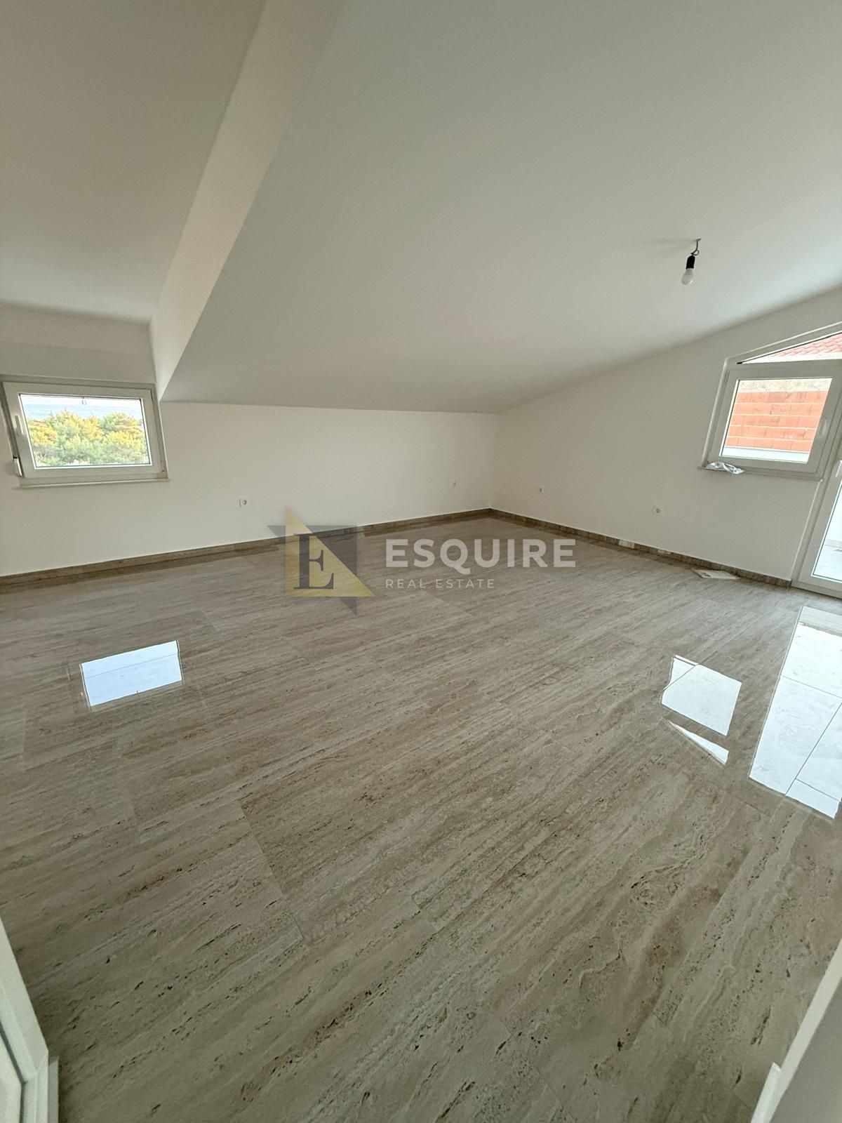 Flat For sale -  Vir