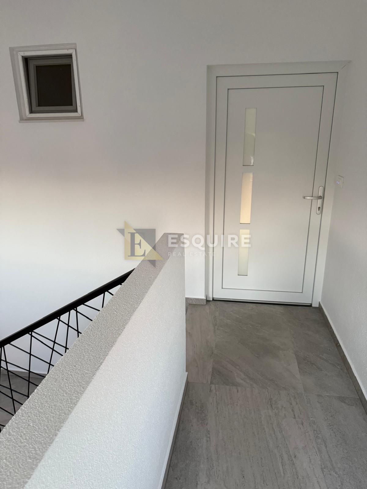 Flat For sale -  Vir