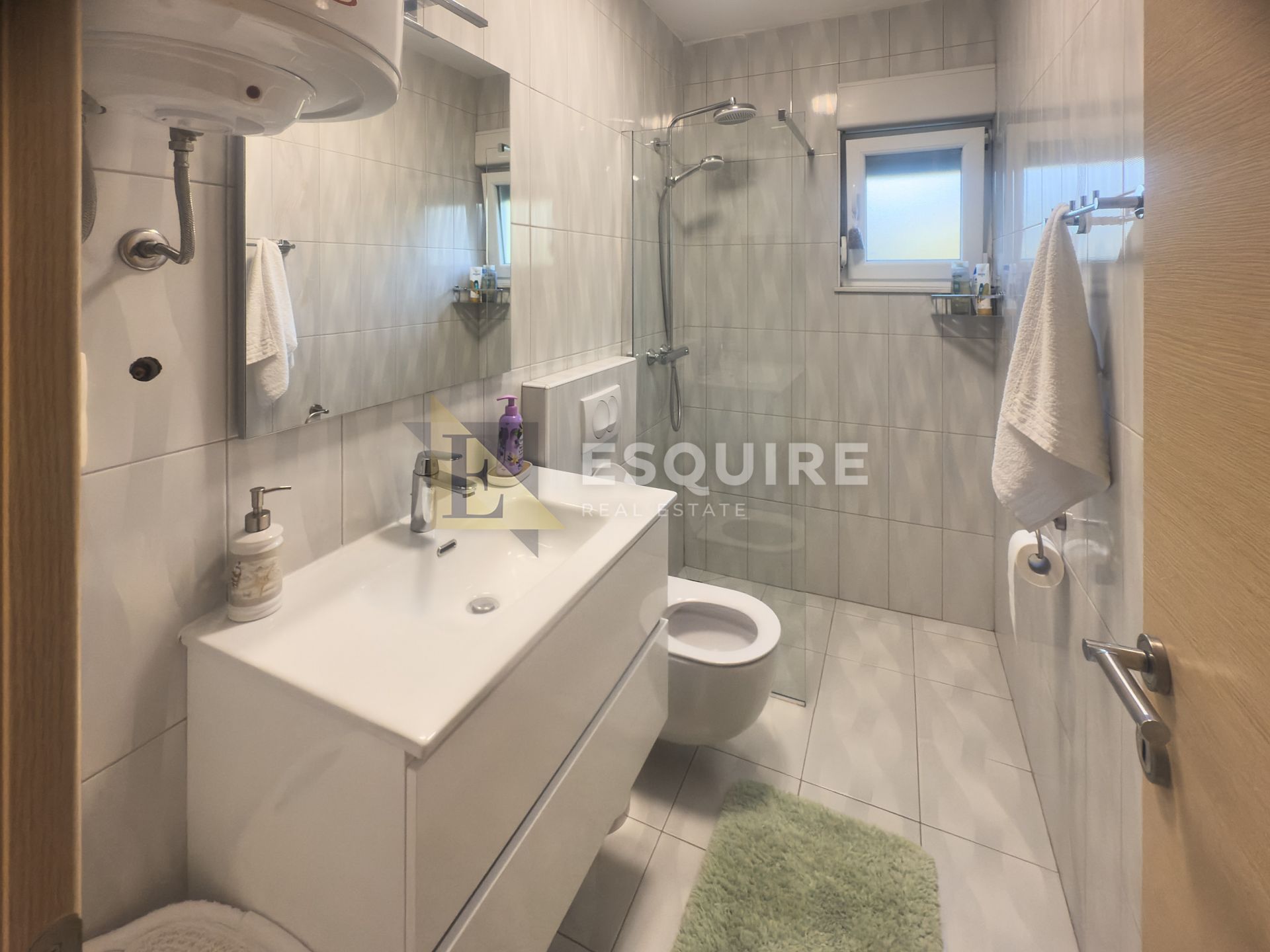 Apartma Na predaj -  Sukošan