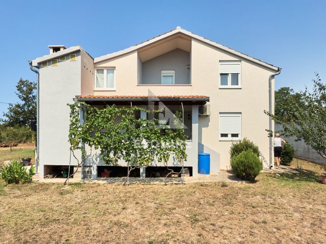 Haus Zu verkaufen Zemunik Donji