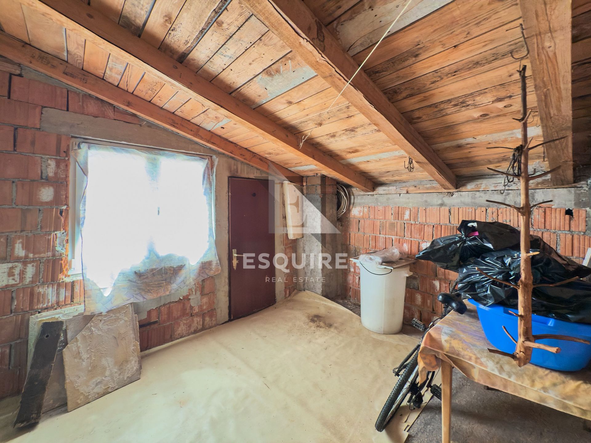 Maison À vendre - Zadarska Zemunik Donji