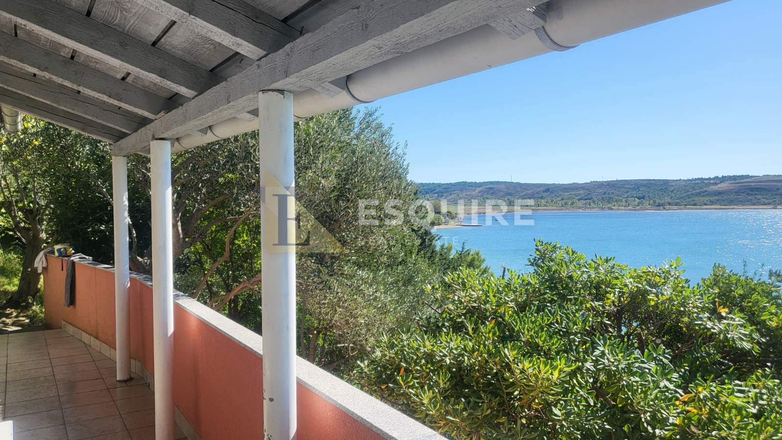 House For sale -  Rtina