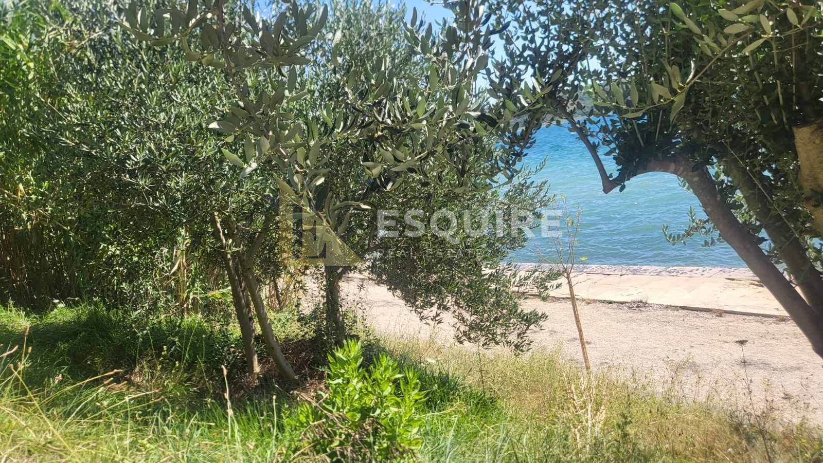 House For sale -  Rtina