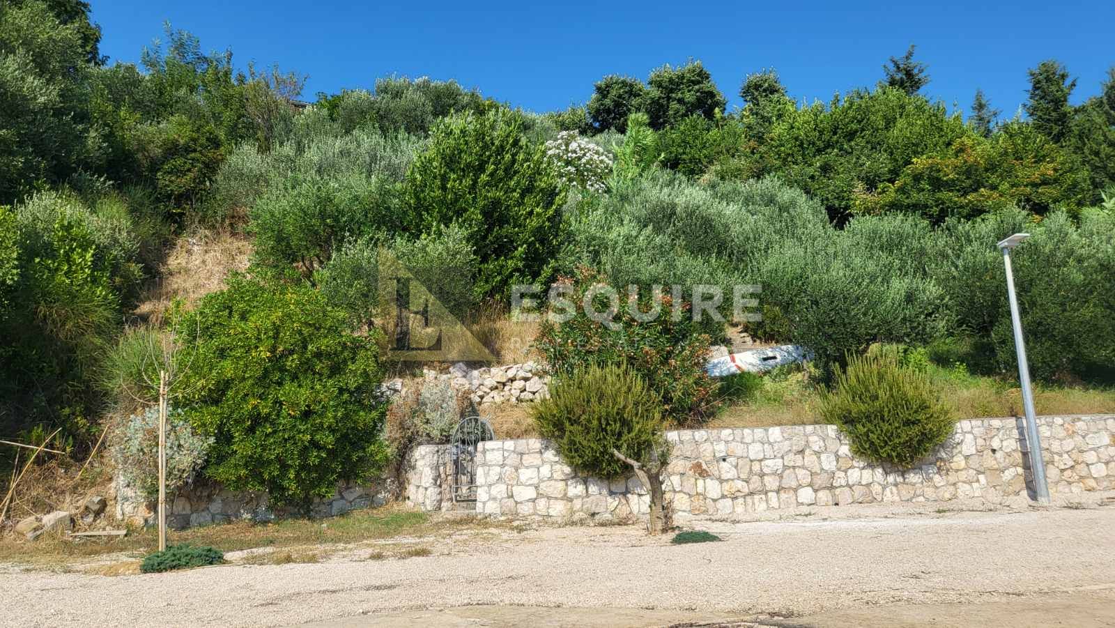 House For sale -  Rtina