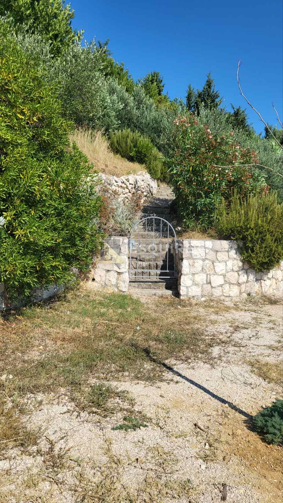 House For sale -  Rtina