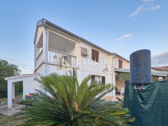 House for sale 182 m² – Privlaka