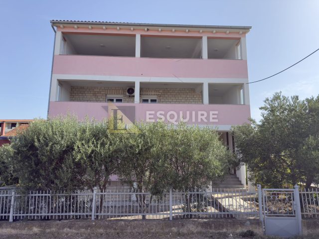 House for sale 381 m² – Bibinje