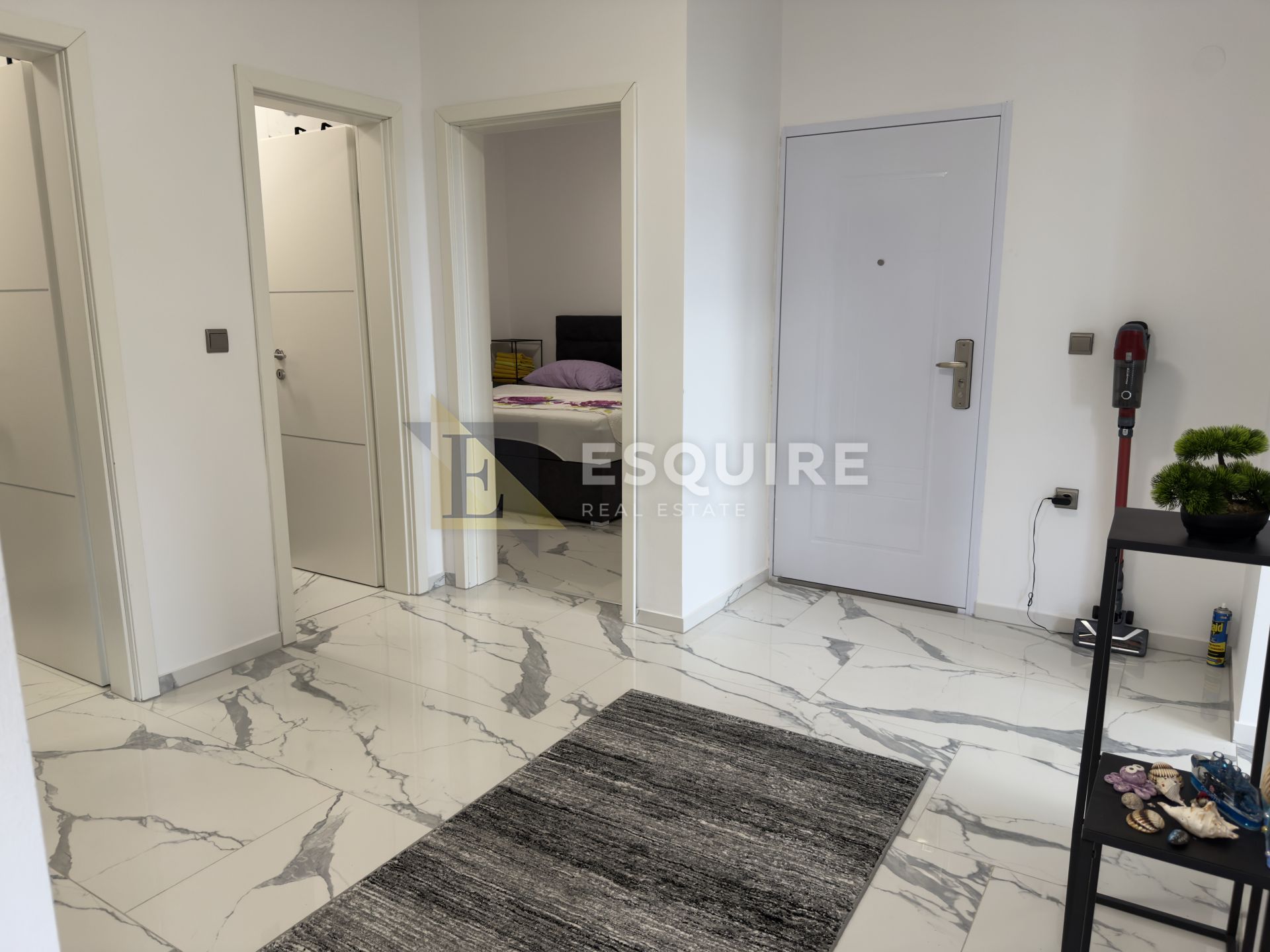 Apartmán Na prodej -  Sukošan