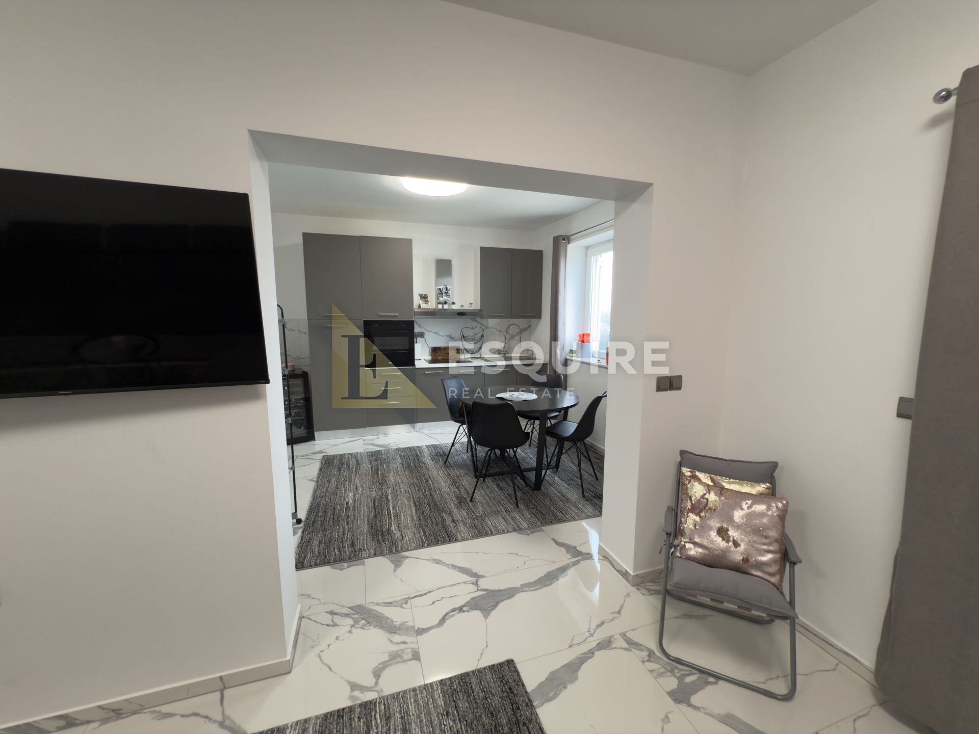 Apartmán Na prodej -  Sukošan