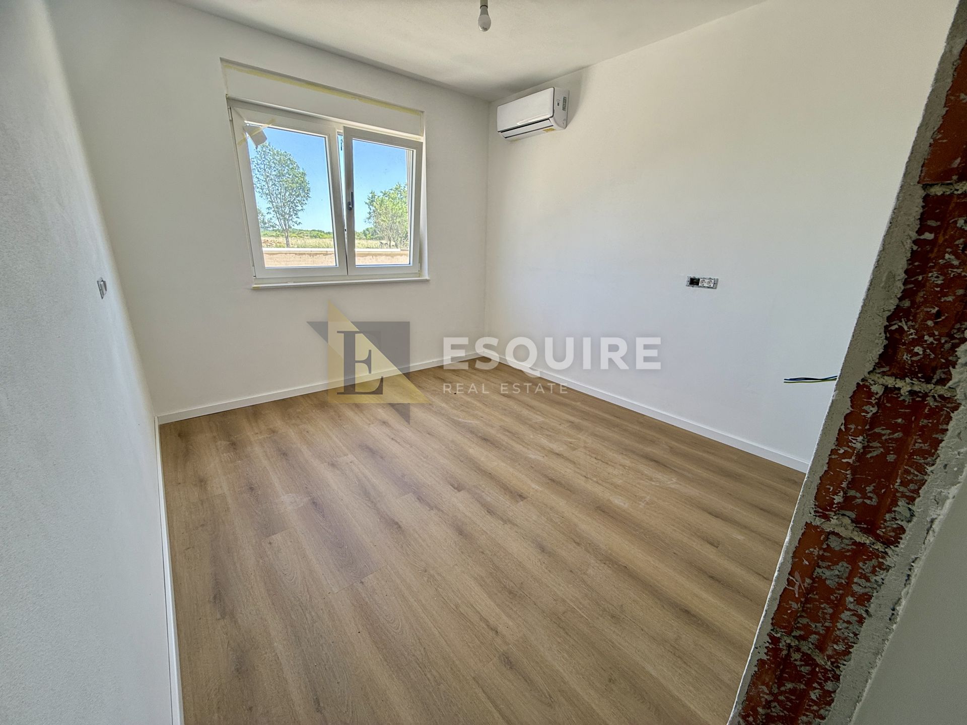 Flat For sale -  Zaton