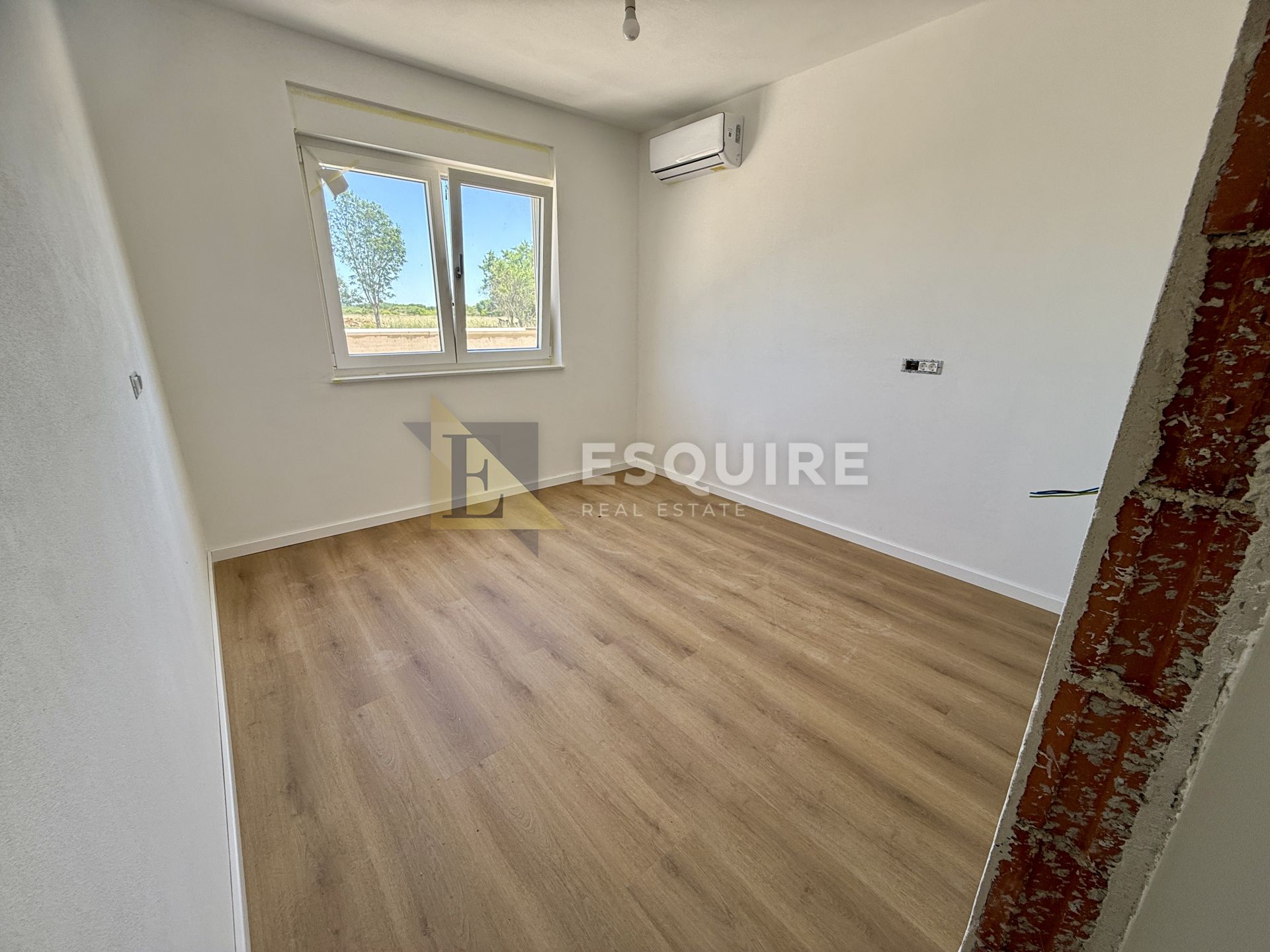 Flat For sale -  Zaton