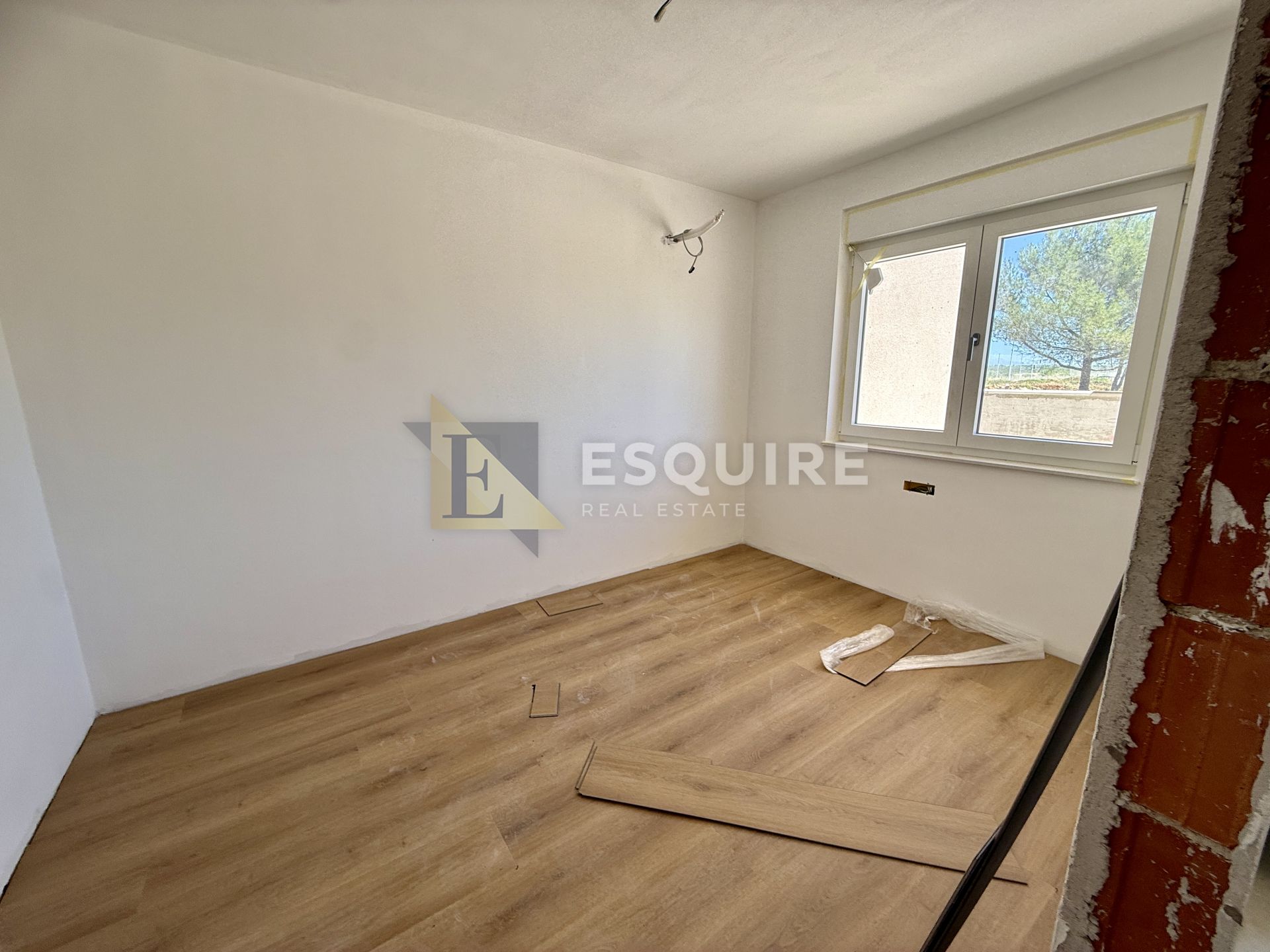Flat For sale -  Zaton
