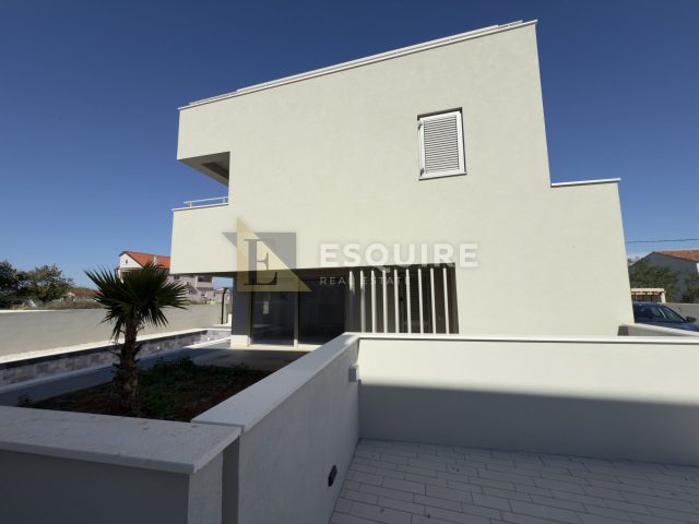 House for sale 239 m² – Privlaka