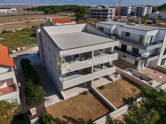 Flat for sale 93 m² – Povljana