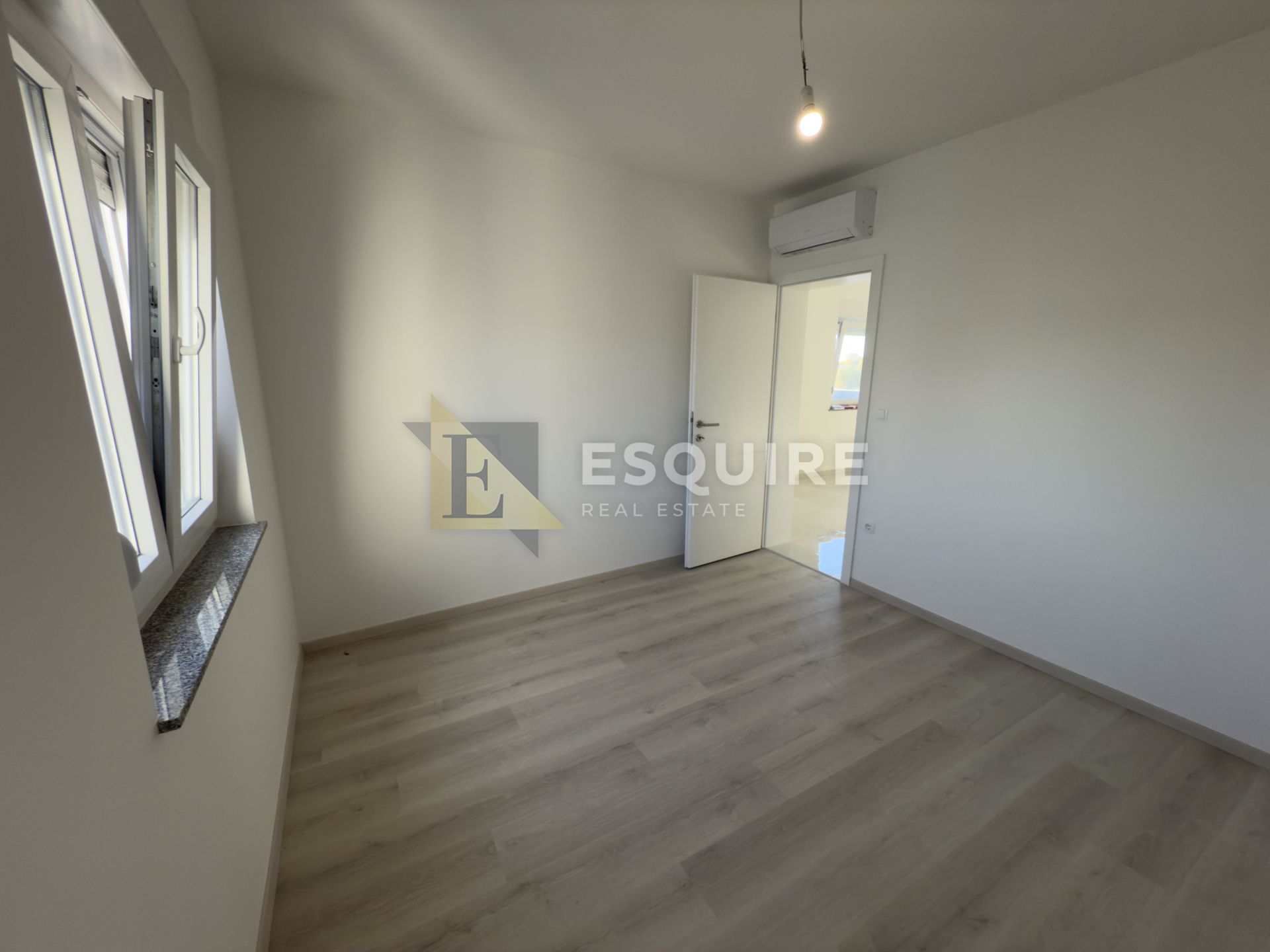 Appartement À vendre -  Zaton