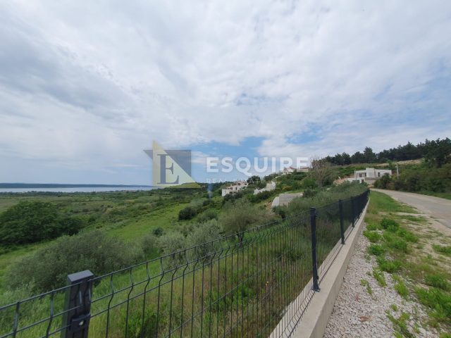 Land For sale Ražanac