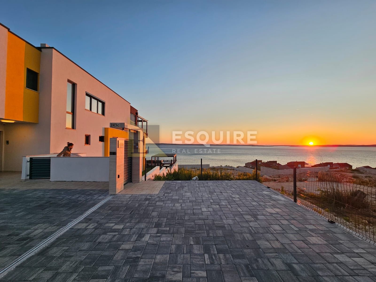 Flat For sale -  Rtina