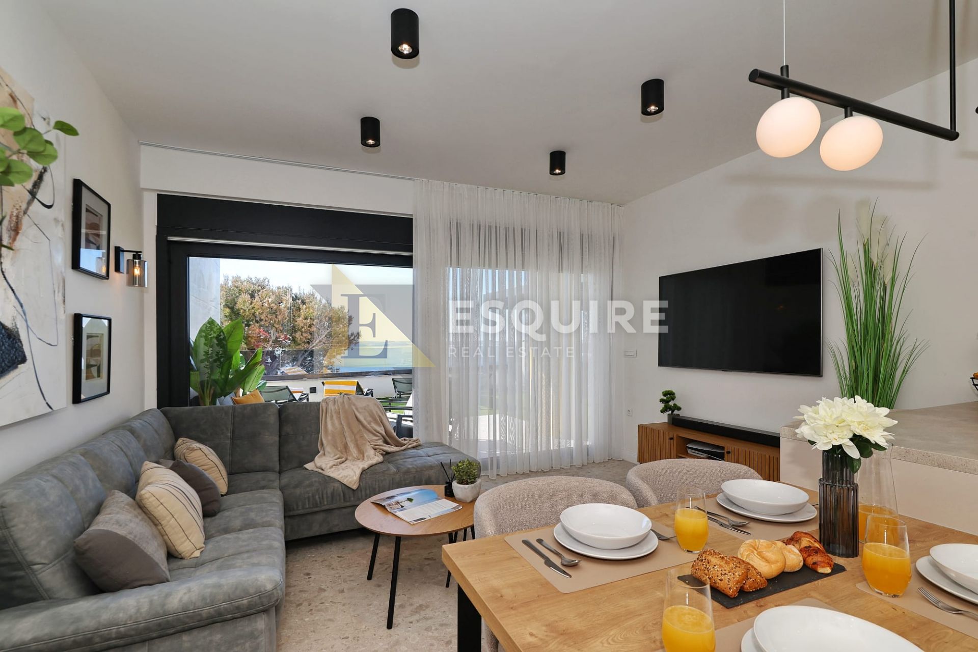 Flat For sale -  Rtina