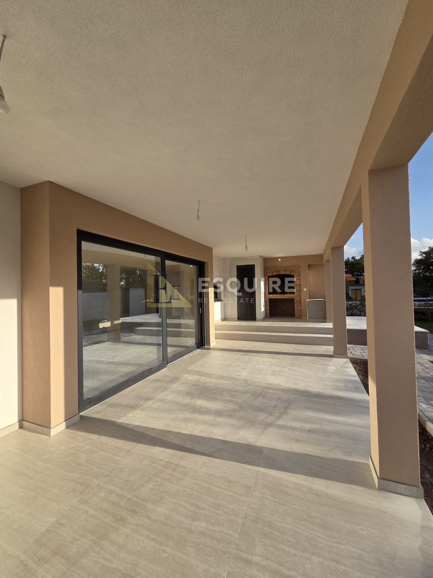 Haus Zu verkaufen -  Briševo