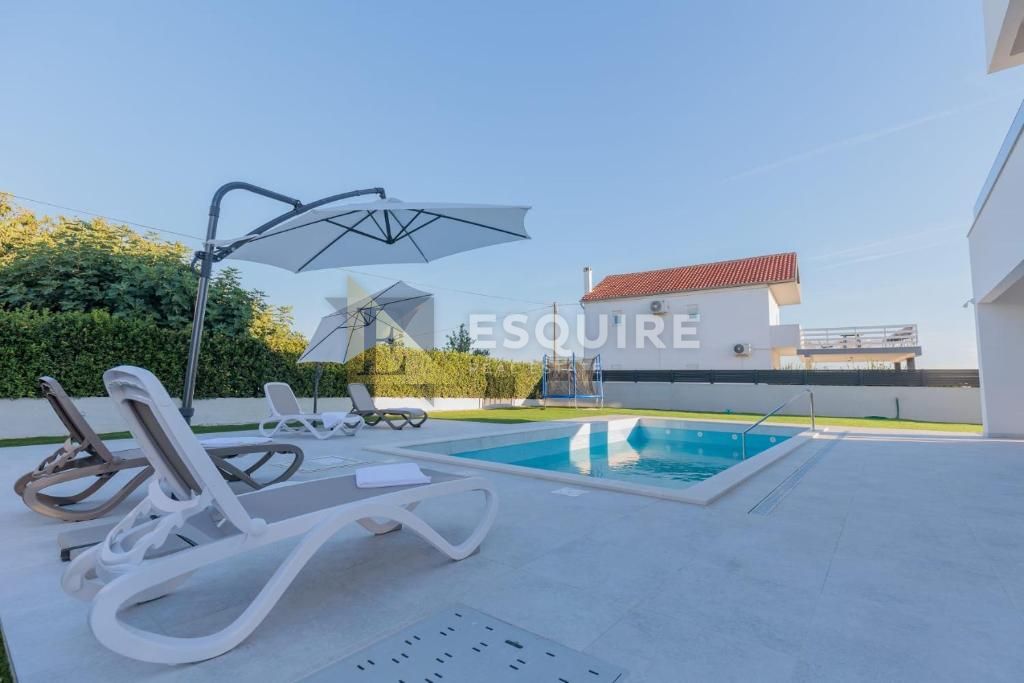 Maison À vendre -  Vrsi