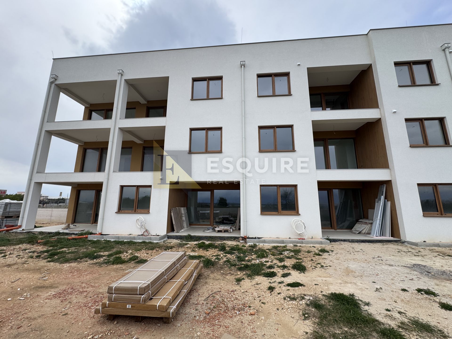 Apartmán Na prodej -  Nin