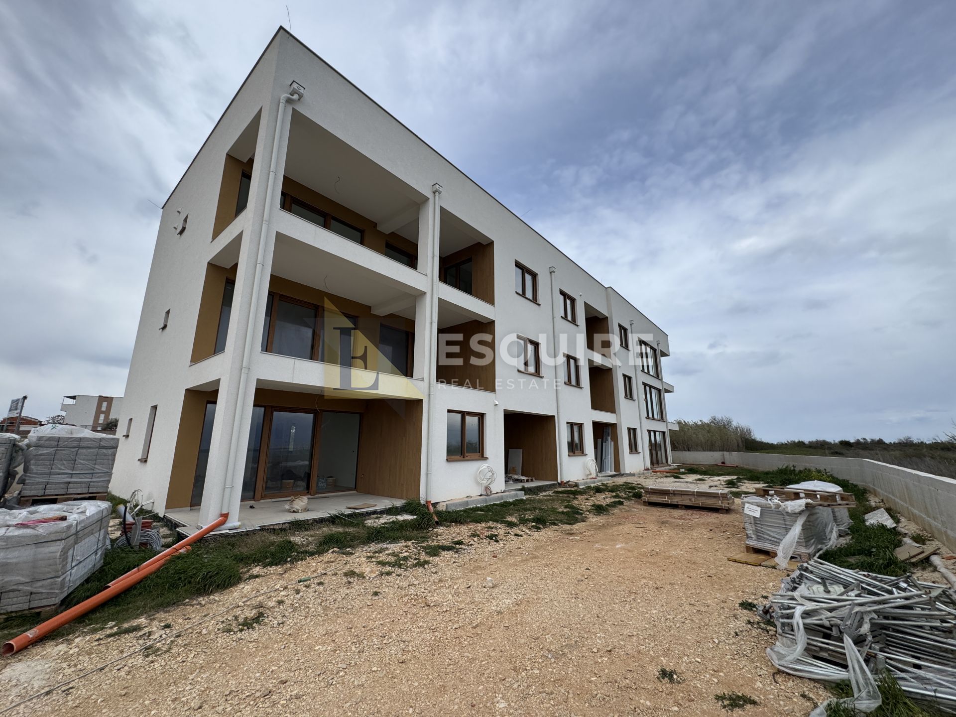 Apartmán Na prodej -  Nin