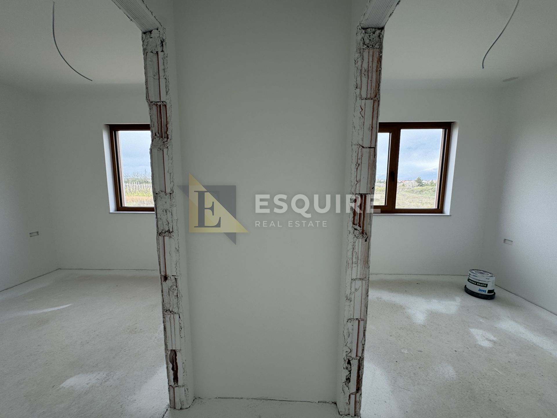 Apartmán Na prodej -  Nin