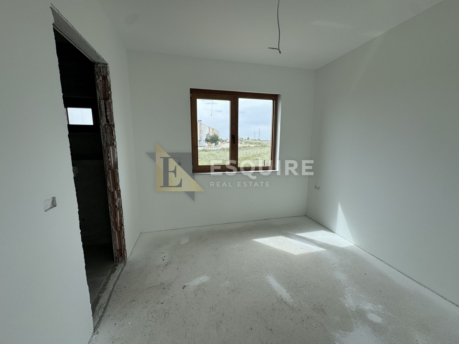 Flat For sale -  Nin
