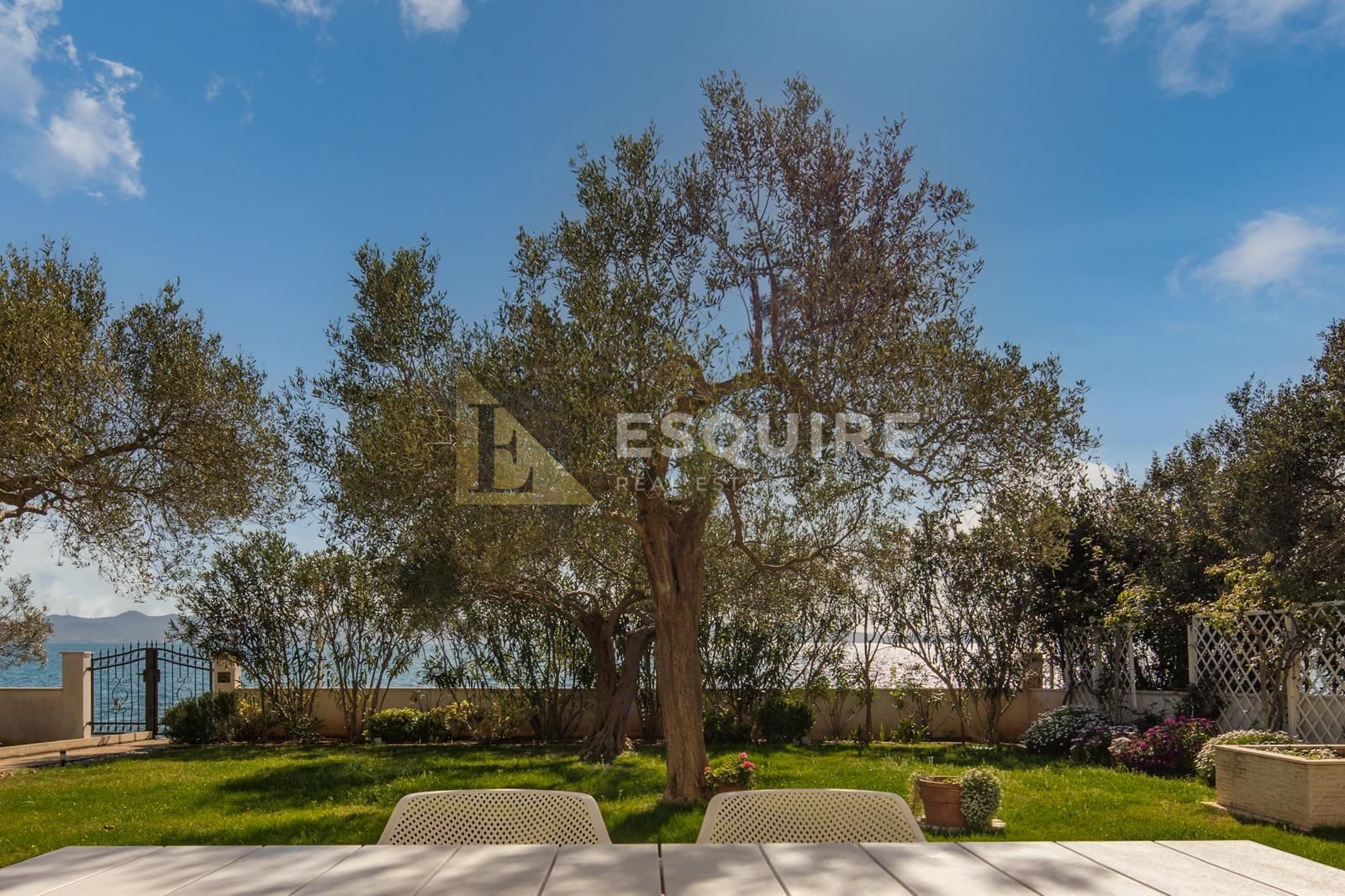 House For sale -  Diklo