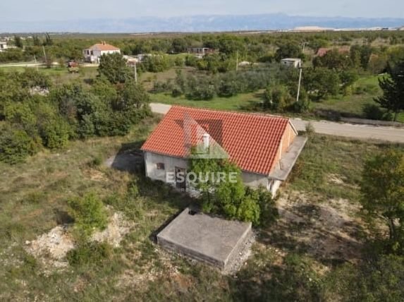 Hiša Naprodaj - Zadarska Zemunik Gornji