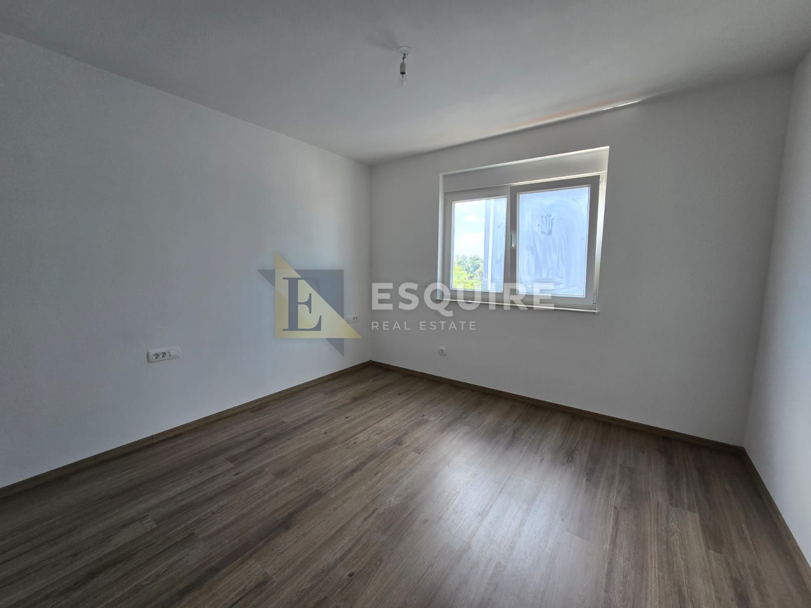 House For sale -  Vir