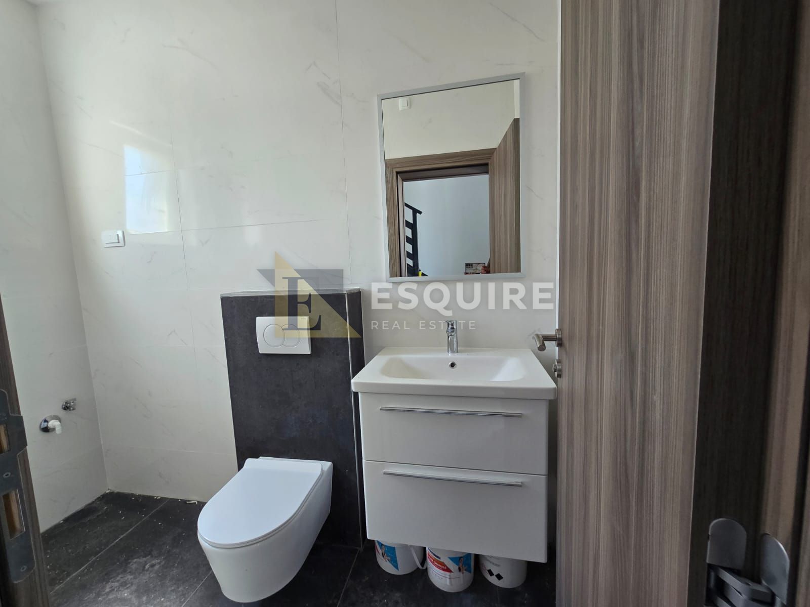 House For sale -  Vir