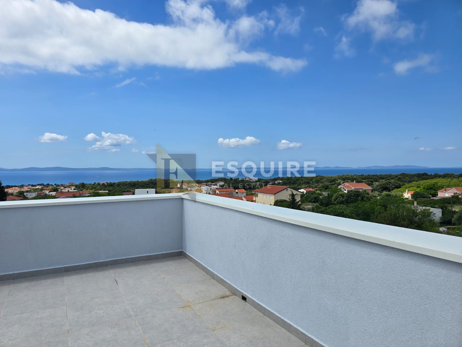 House For sale -  Vir