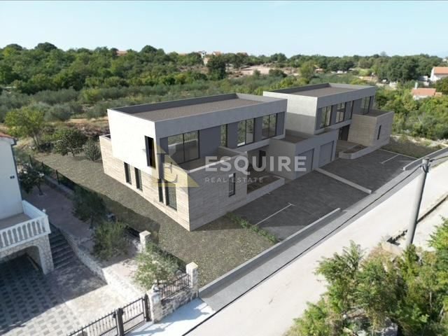 Land For sale Novigrad