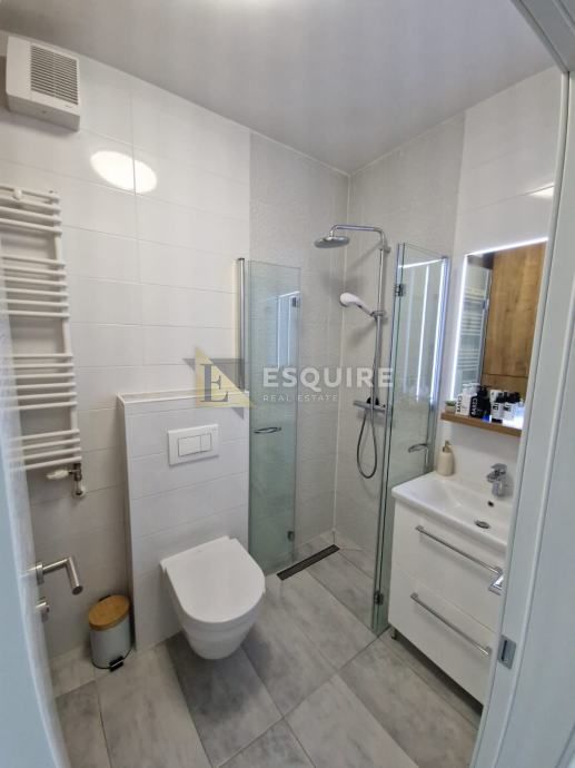 Apartmán Na prodej -  Višnjik