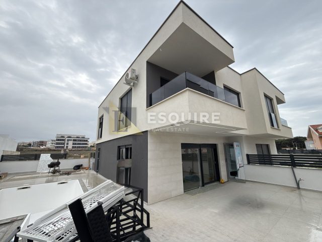 House for sale 93 m² – Povljana