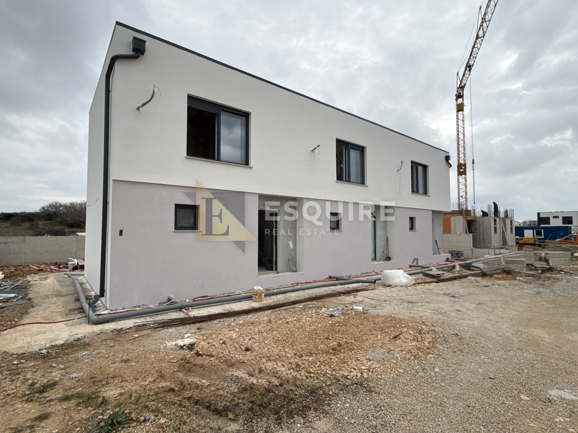 Casa In vendita -  Povljana