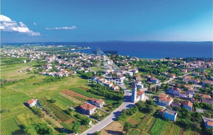 Parcela naprodaj 475 m² – Privlaka
