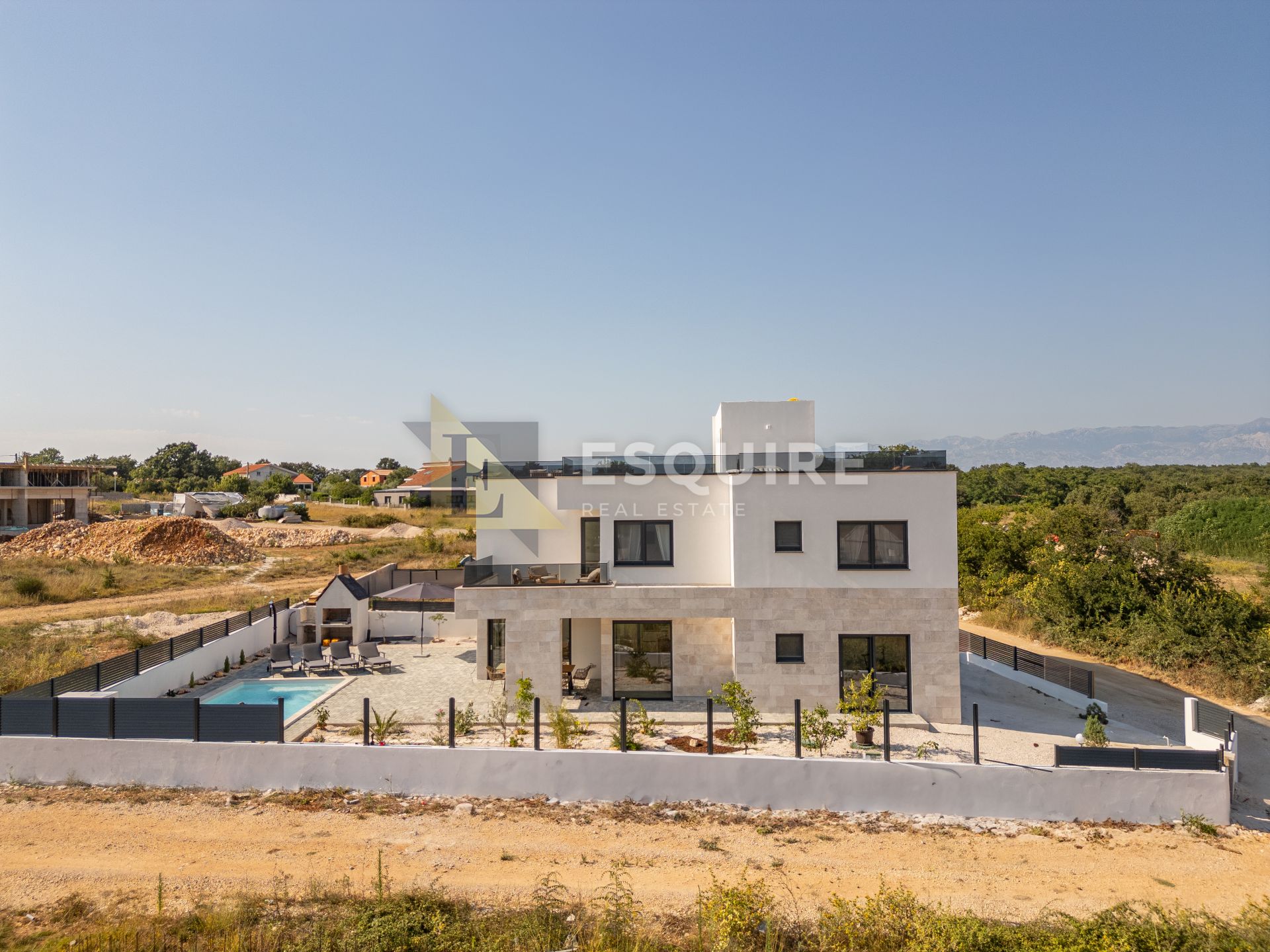 Casa In vendita -  Poljica Brig
